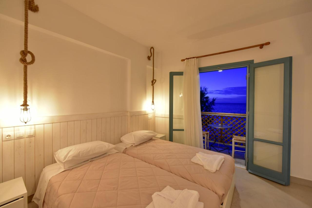 Vesper Aparthotel Kokkari Esterno foto