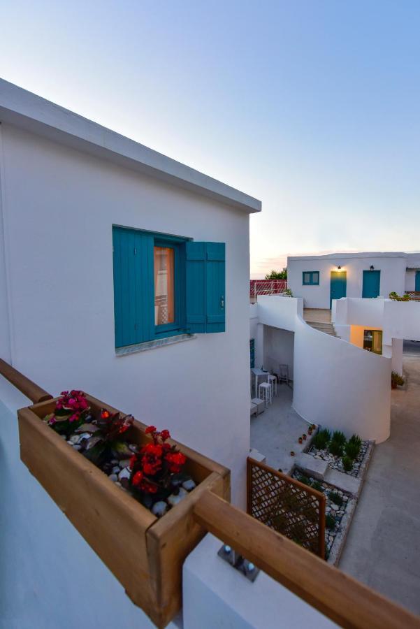 Vesper Aparthotel Kokkari Esterno foto